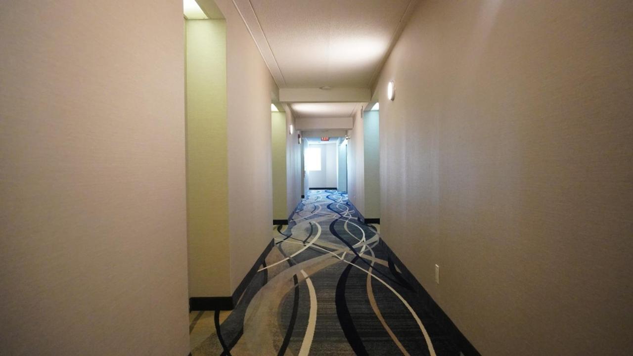 Days Inn By Wyndham Niagara Falls Near The Falls Dış mekan fotoğraf