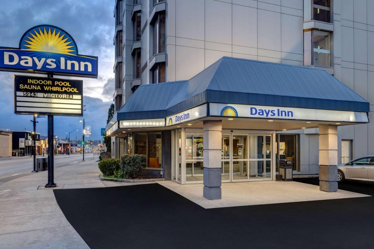 Days Inn By Wyndham Niagara Falls Near The Falls Dış mekan fotoğraf